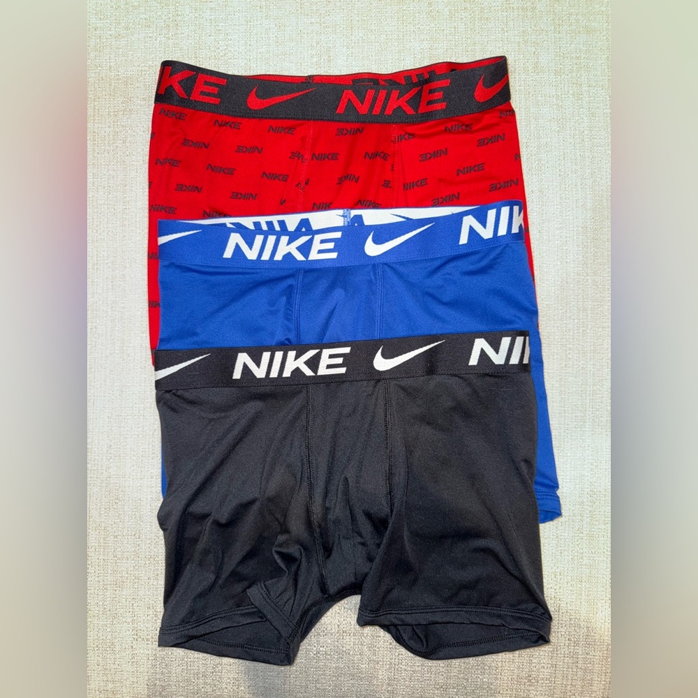 Nike Boys Boxer Briefs Set of 3 | Large